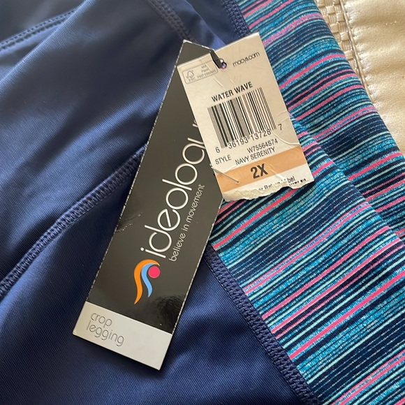 Crop Leggings. NWTππ¦ - Picture 3 of 7